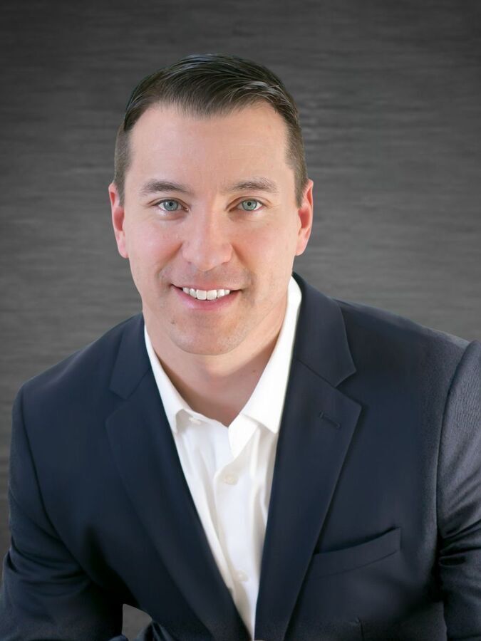 Mark Den Bleyker
